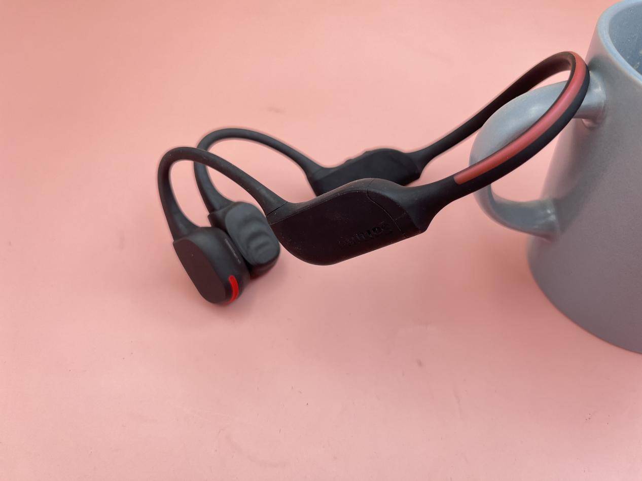 思骨传导耳机怎么戴不漏音骨传导耳机漏音是