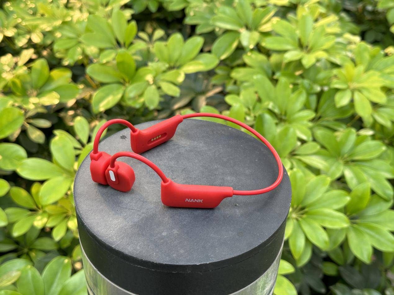 思骨传导耳机怎么戴不漏音骨传导耳机漏音是什么意(图2) 思骨传导耳机怎么戴不漏音骨传导耳机漏音是什么意(图2)